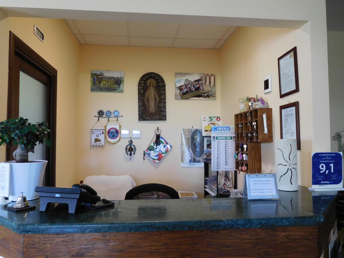 Hotel Michelangelo San Bartolomeo in Galdo ภายนอก รูปภาพ