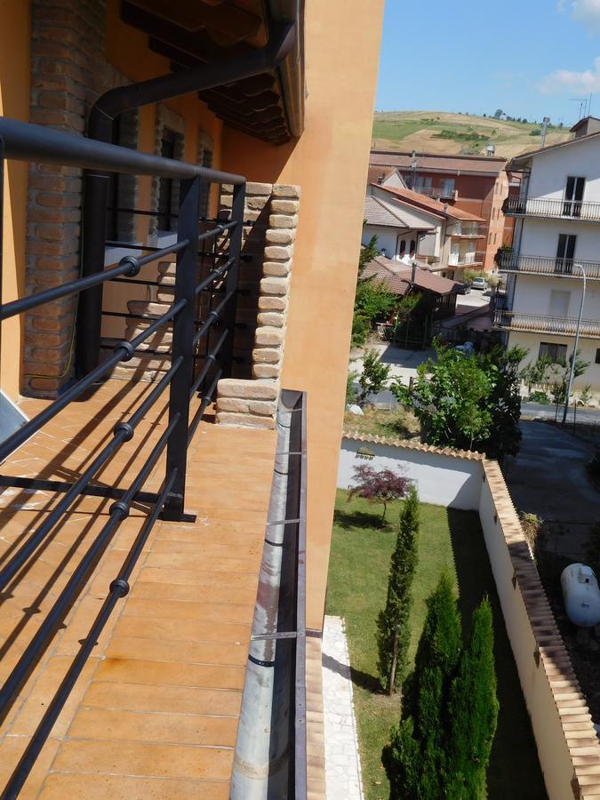 Hotel Michelangelo San Bartolomeo in Galdo ภายนอก รูปภาพ