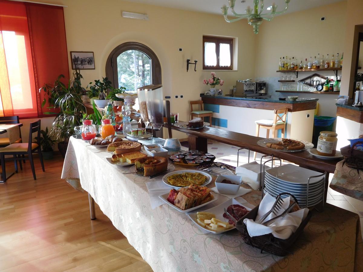 Hotel Michelangelo San Bartolomeo in Galdo ภายนอก รูปภาพ