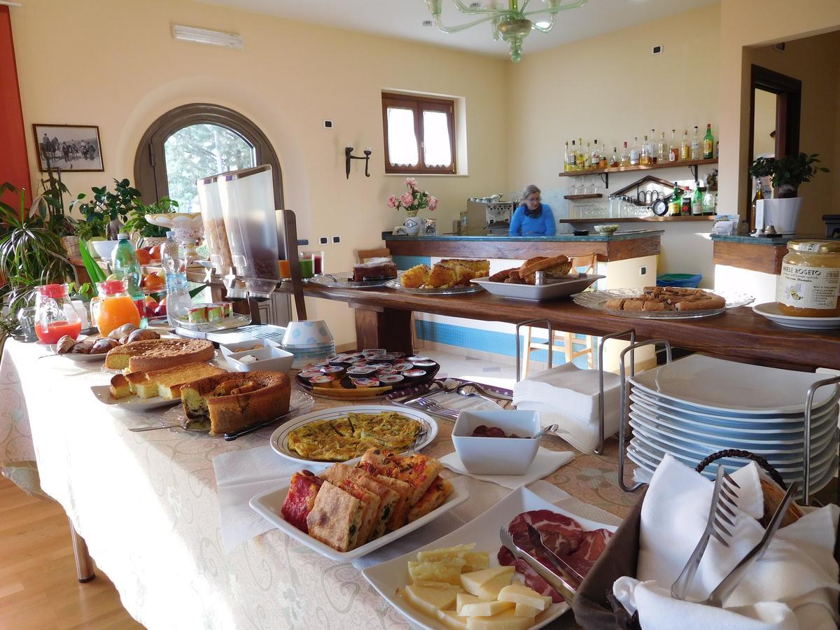 Hotel Michelangelo San Bartolomeo in Galdo ภายนอก รูปภาพ